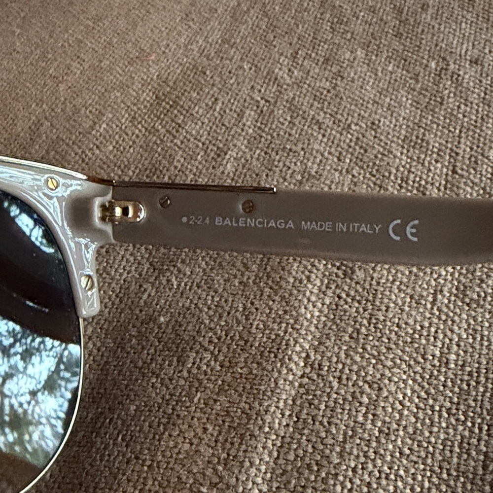 Balenciaga Paris 54 mm Sunglasses - Picture 8 of 8